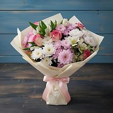 Букет цветов из:  Хризантемы, Альстромерии и Розы в Тёплом