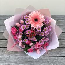 Букет цветов из:  Розы, Герберы и Хризантемы #REPLACE_PRED# Тёплом
