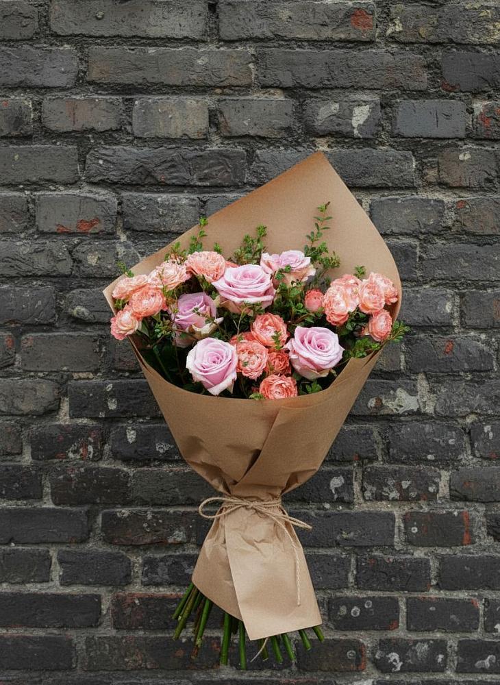 Букет цветов из: Розы в Тёплом