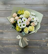 Букет цветов из:  Альстромерии, Розы и Хризантемы в Тёплом