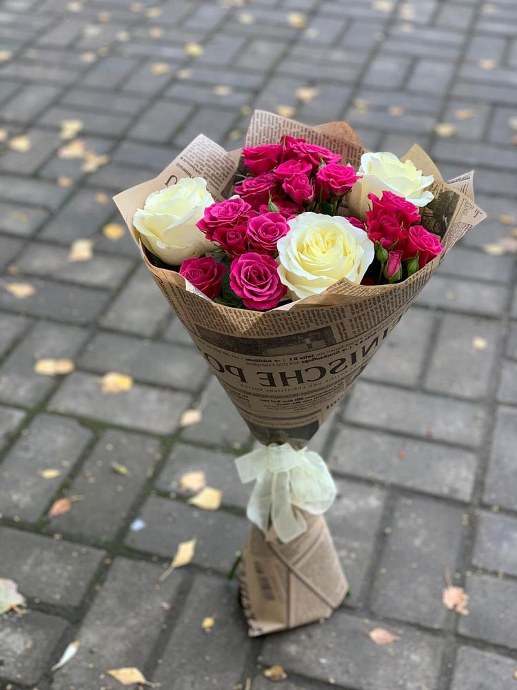 Букет цветов из: Розы в Тёплом