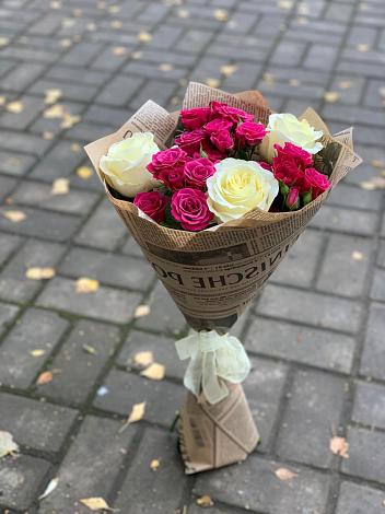 Букет цветов из: Розы в Тёплом