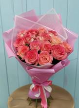 Букет 15 Розовых роз Равель в Тёплом