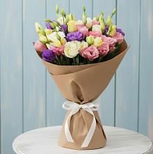 Букет цветов из:  Лизиантусы #REPLACE_PRED# Тёплом