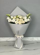 Букет цветов из:  Розы и Лизиантусы в Тёплом